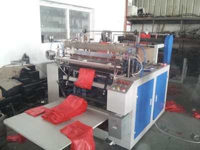 【廠家直銷供應優質【單排】熱封熱切背心袋制袋機 整套需配沖口機】價格,廠家,圖片,塑料制袋機械,瑞安市云江塑料機械-